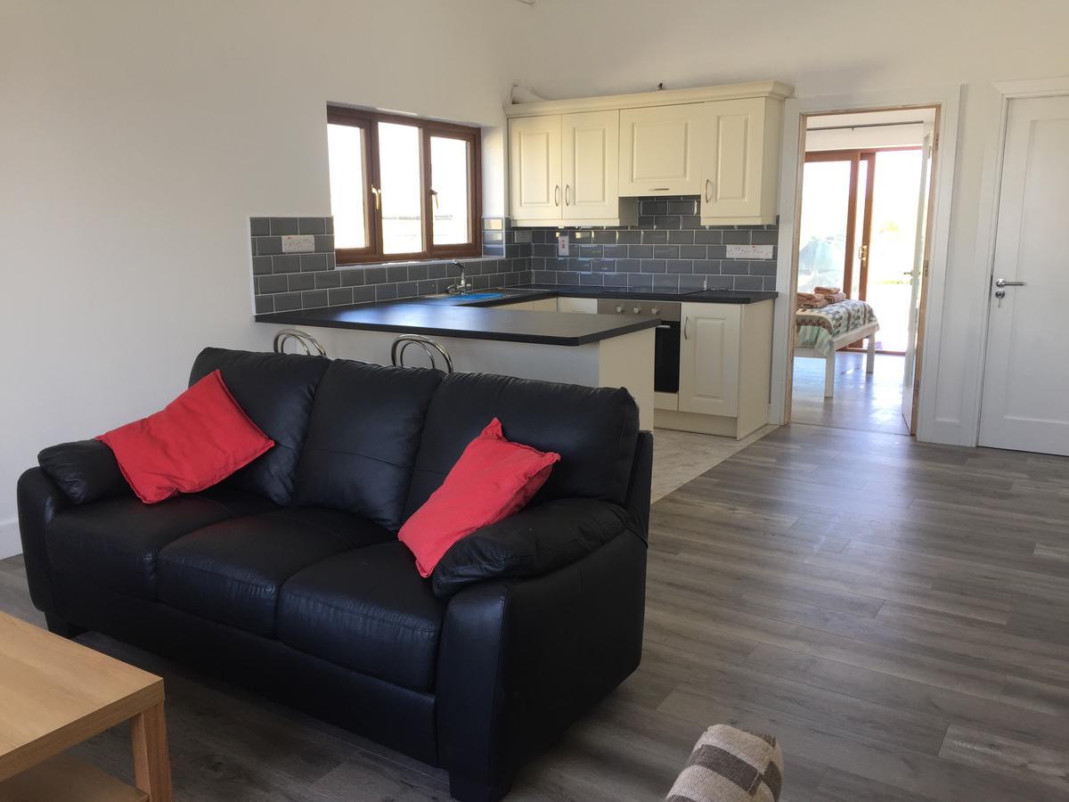 Seafield House Apartment Quilty Екстериор снимка